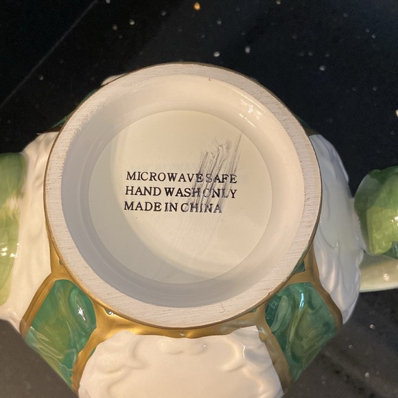 Tea SET Christmas Holly Berry Pine Cones: Teapot, Sugar, Lids, and Creamer - Picture 9 of 15